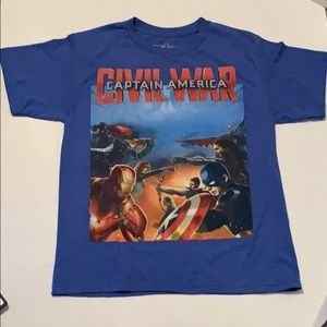 Blue *Captain America avowal War* T-shirt